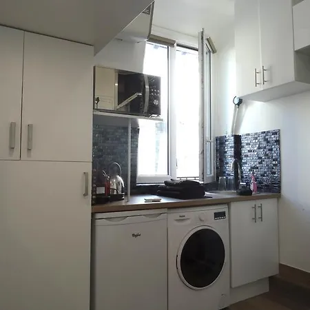 Amazing Studio Near Parc Des Expositions Apartment *